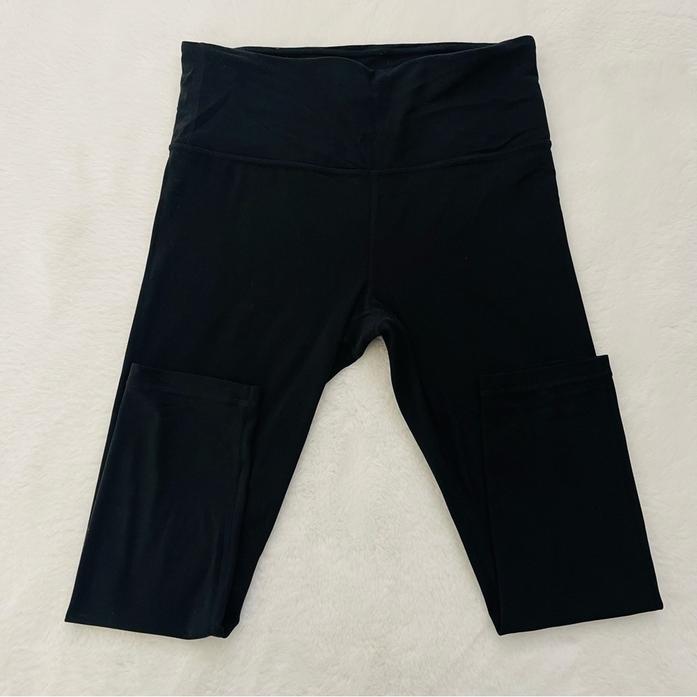 Athleta Classic Cropped Black Active Leggings - Picture 2 of 6